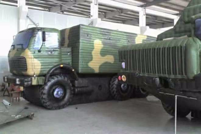 凤阳大型军事车